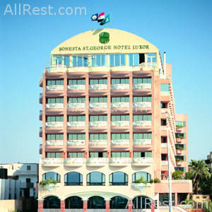 Sonesta St. George Hotel 
